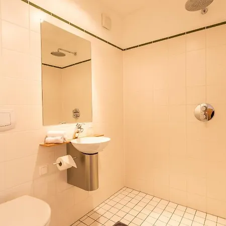 Hormannhof 3*